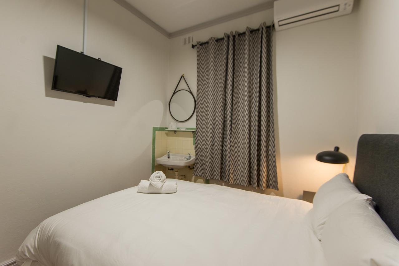 The Tamworth Hotel Екстер'єр фото