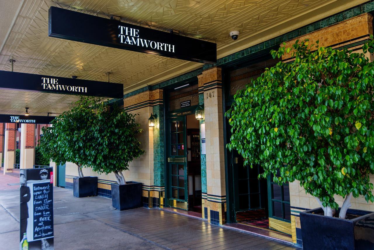 The Tamworth Hotel Екстер'єр фото
