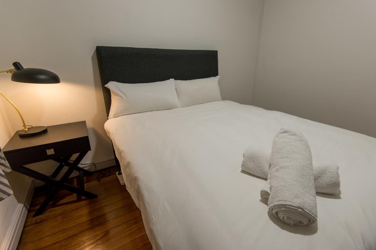 The Tamworth Hotel Екстер'єр фото
