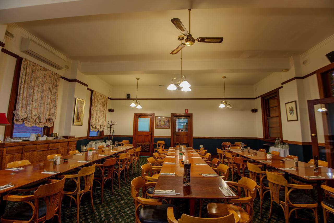 The Tamworth Hotel Екстер'єр фото